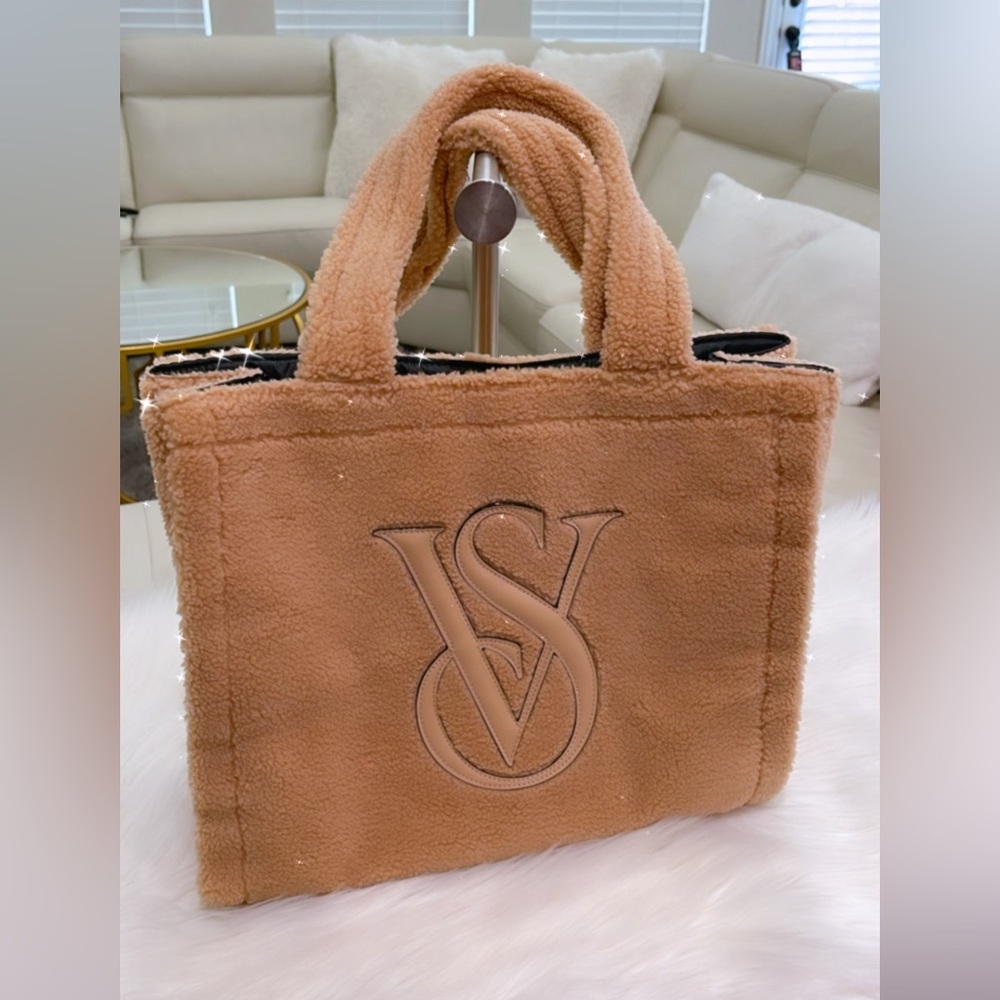 Victoria Secret Teddy tote bag